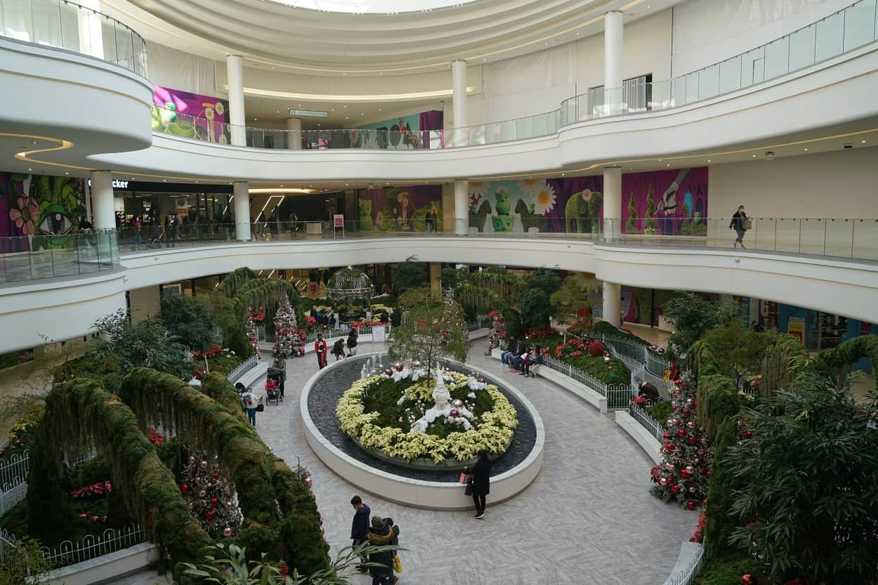 25 Best Malls in America 2022: Ultimate List for USA Thrill Shopping –  Footwear News