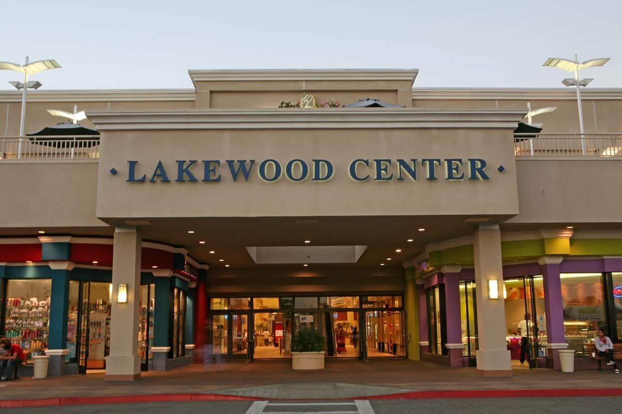 Top 20 Largest Shopping Malls in the USA