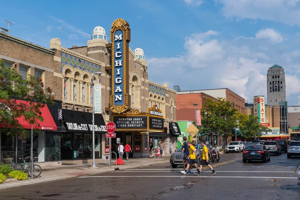 15 Best Places To Live in Michigan in 2024 Attractions of America